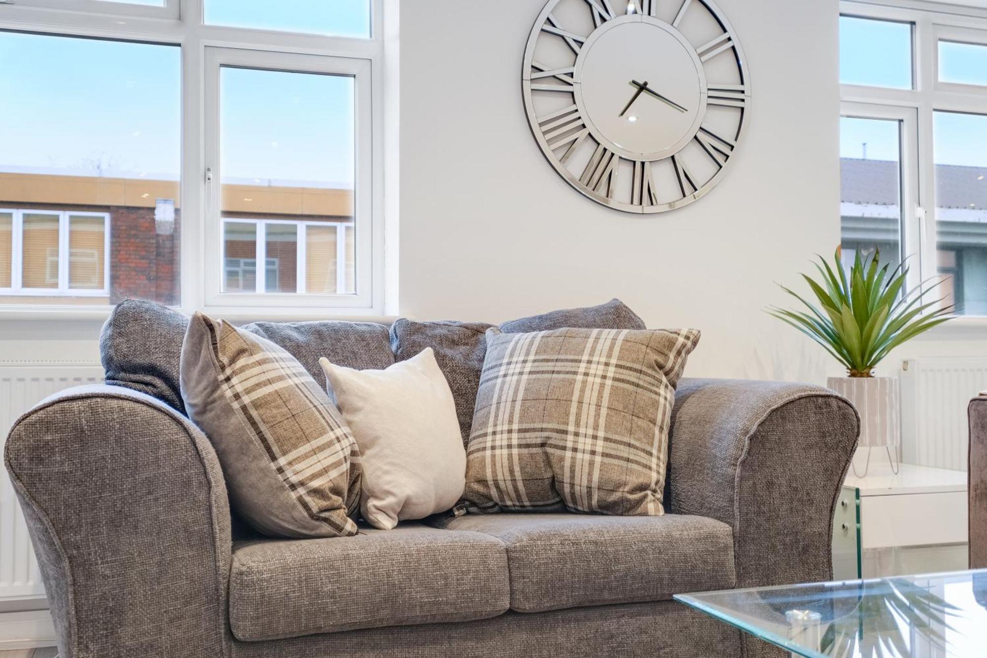 St Martins 2 Bedroom Apartments In Ruislip By 360 Stays Buitenkant foto