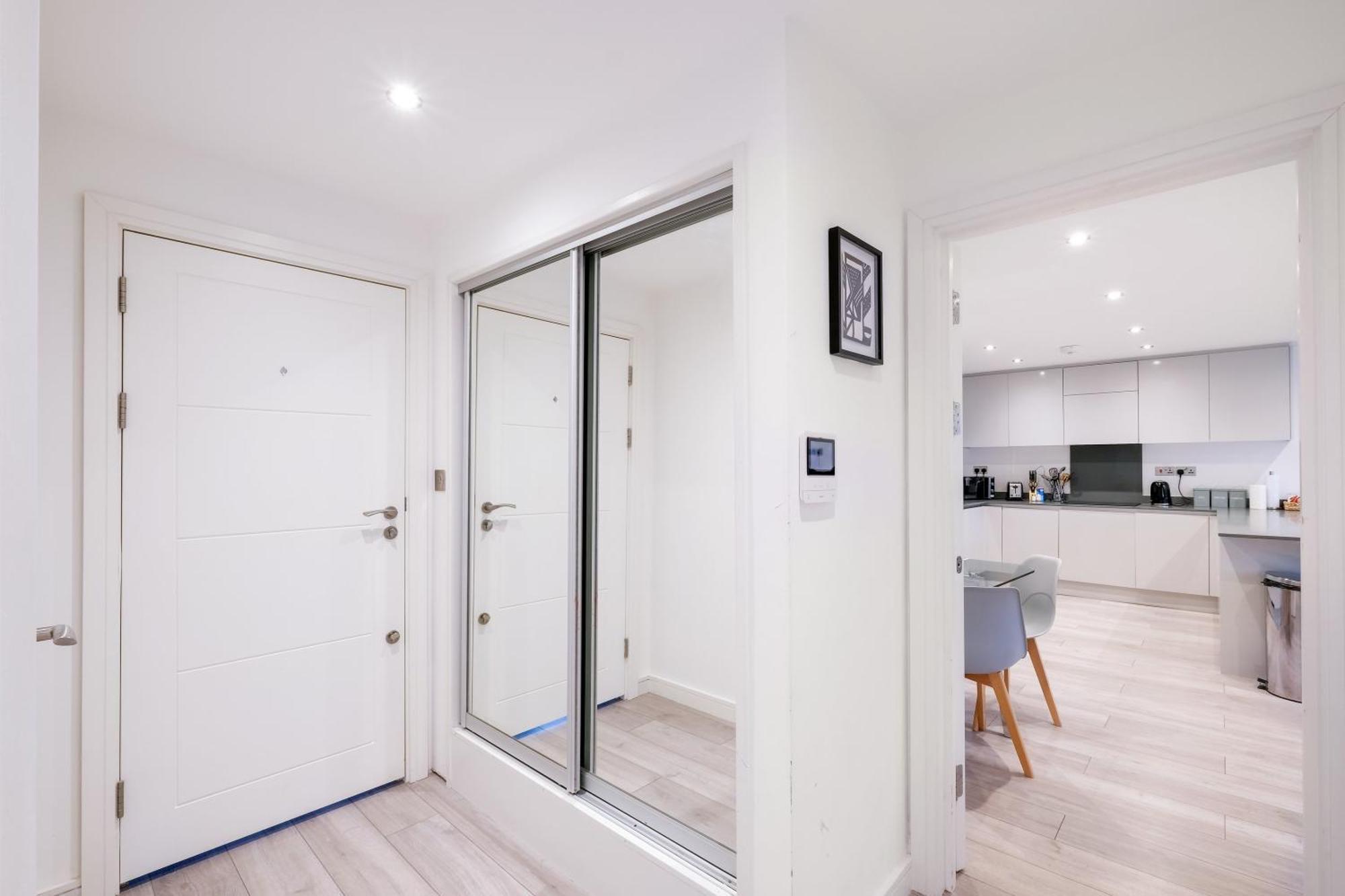 St Martins 2 Bedroom Apartments In Ruislip By 360 Stays Buitenkant foto